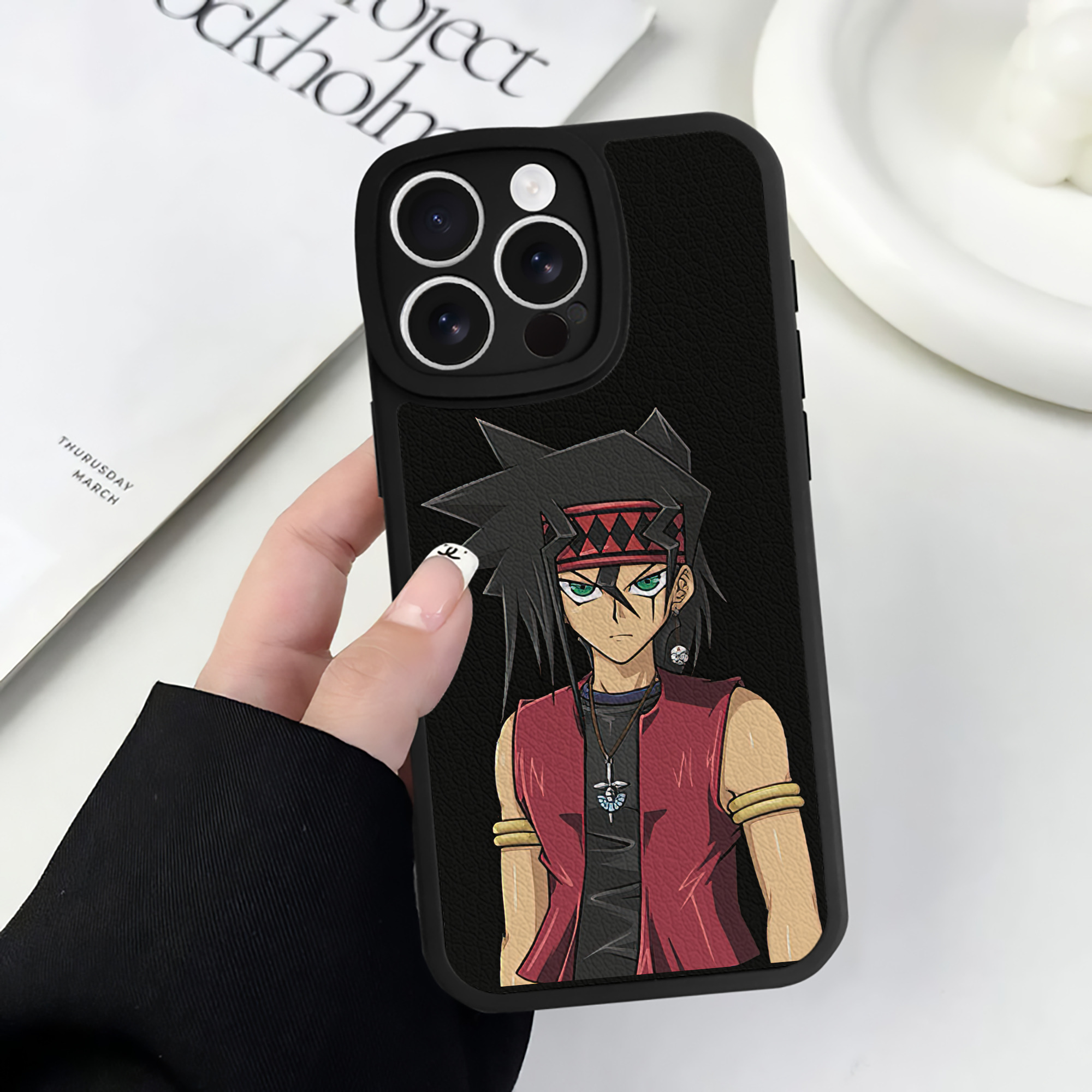 遊☆戯☆王 Yu-Gi-Oh! 【iPhone 16シリーズ対応】シリコンスマホケース（レザー調） 材質：シリコン